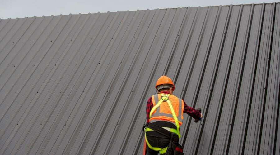 Professional metal roof installation services in Pelahatchie, MS